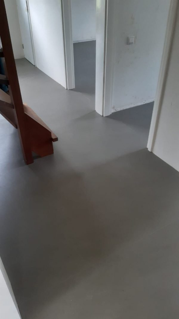 Marmoleum Concrete gelegd in Schoonebeek