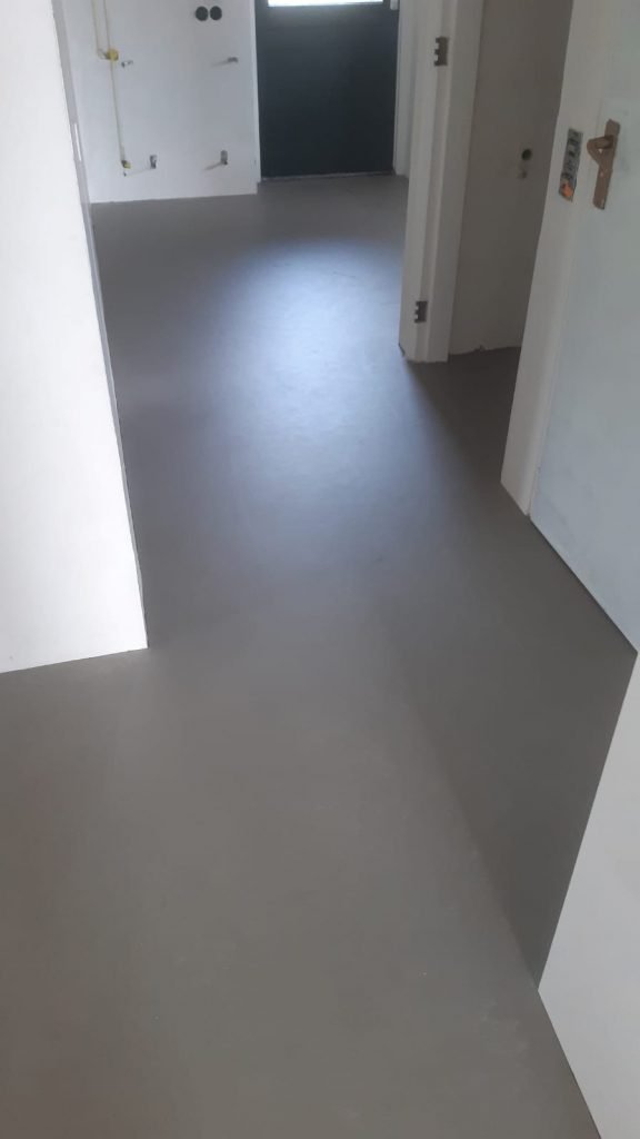 Marmoleum Concrete gelegd in Schoonebeek