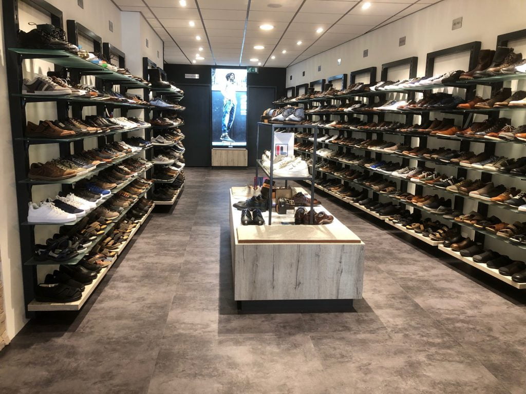 Jonker Schoenen te Coevorden voorzien van nieuwe vloer