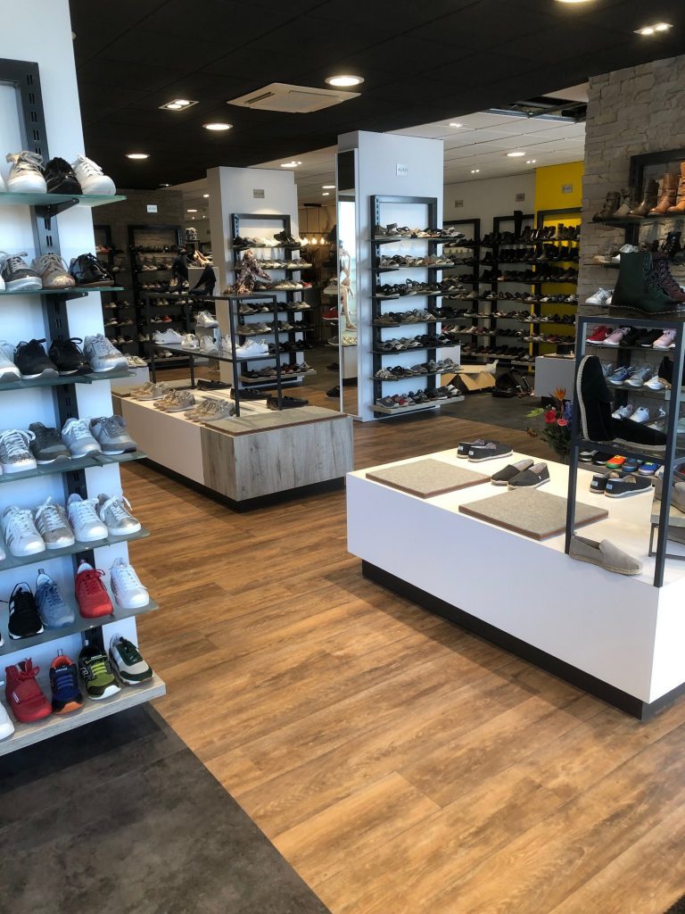 Jonker Schoenen te Coevorden voorzien van nieuwe vloer