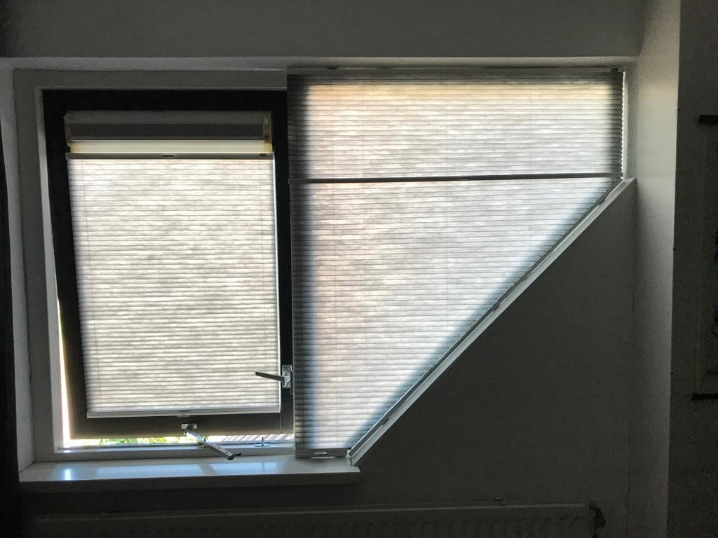 Zonwering Voor Schuine Ramen Gemonteerd In Schoonebeek Verkrijgbaar Zonwering Voor Schuine Ramen Gemonteerd In Schoonebeek Verkrijgbaar