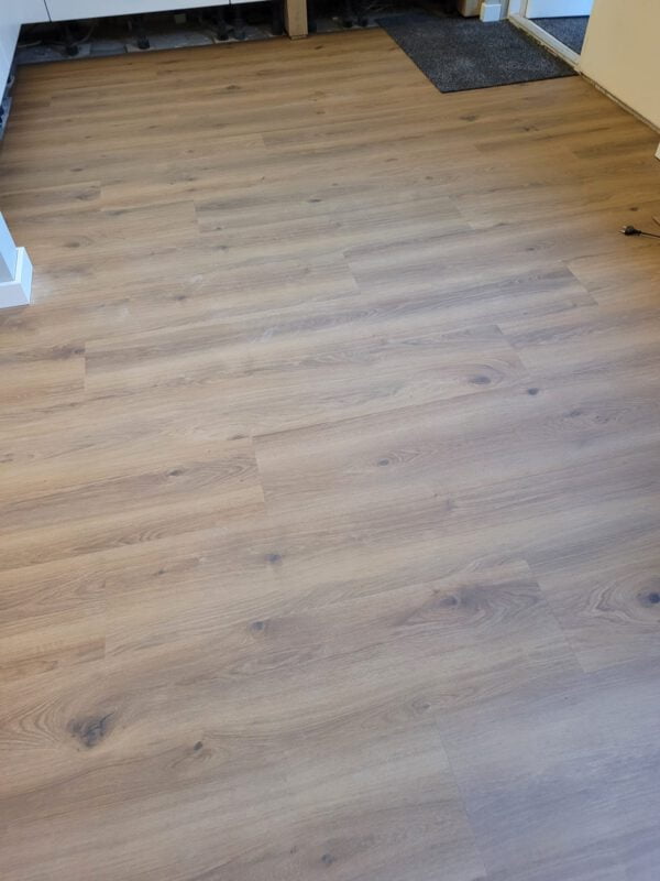 PVC XXL vloer gelegd in Dalen