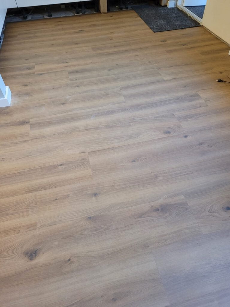 PVC XXL vloer gelegd in Dalen