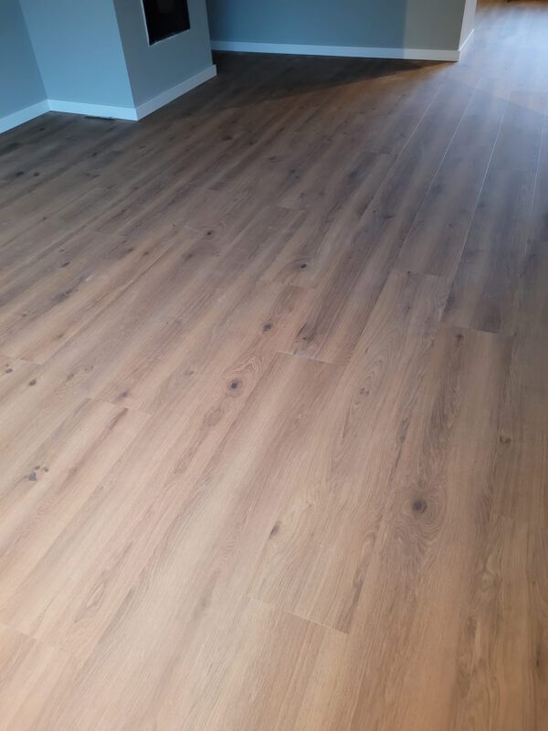 PVC XXL vloer gelegd in Dalen